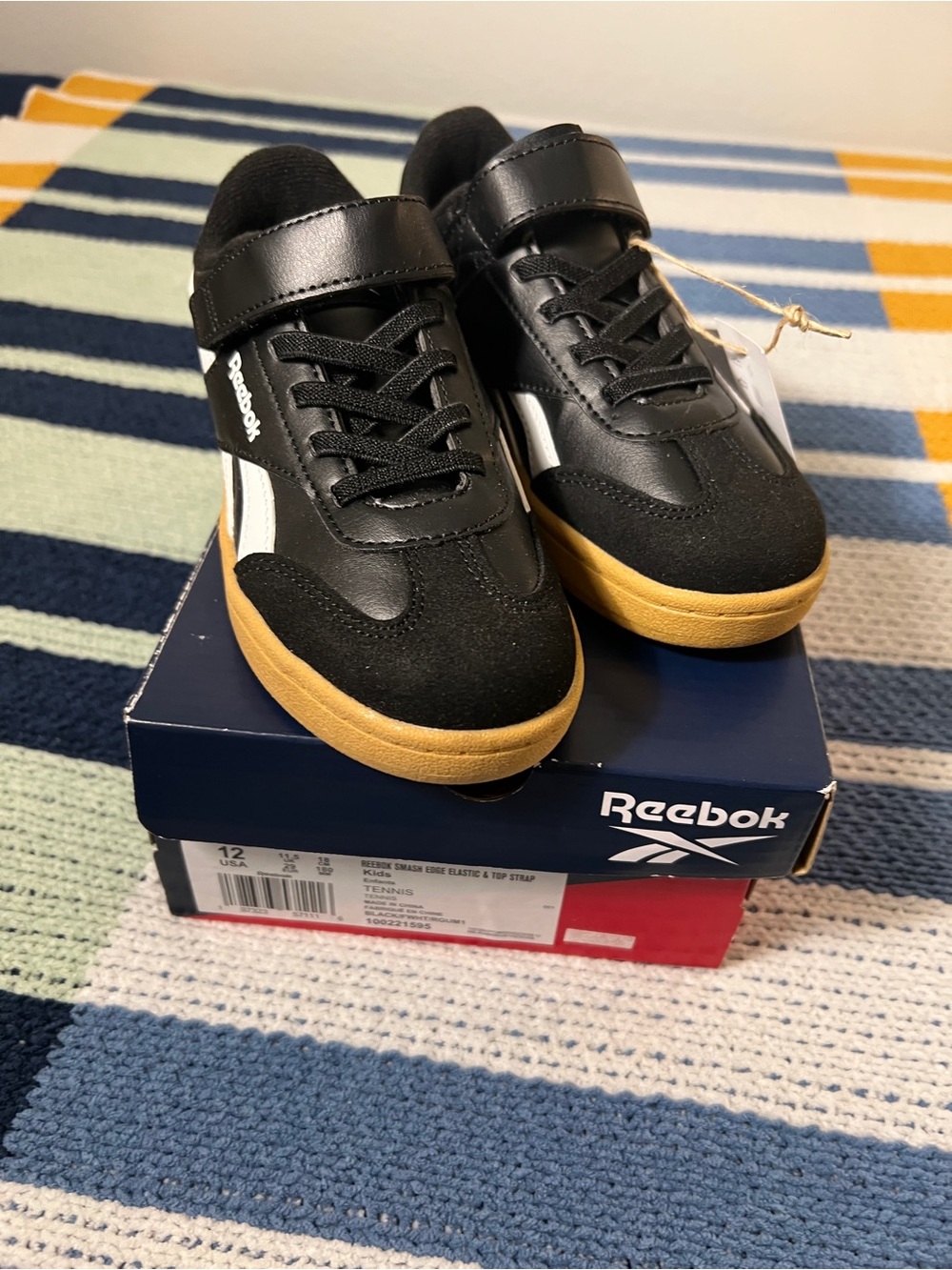Reebok Kids Black & Gum Low-Top Sneakers Size 12